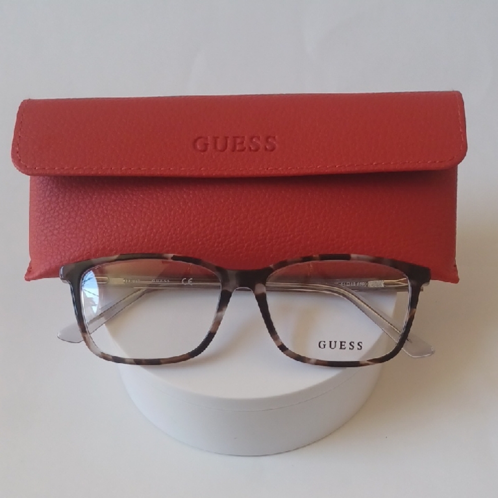Guess Tortoise Shell Glasses - Picture 3 of 7